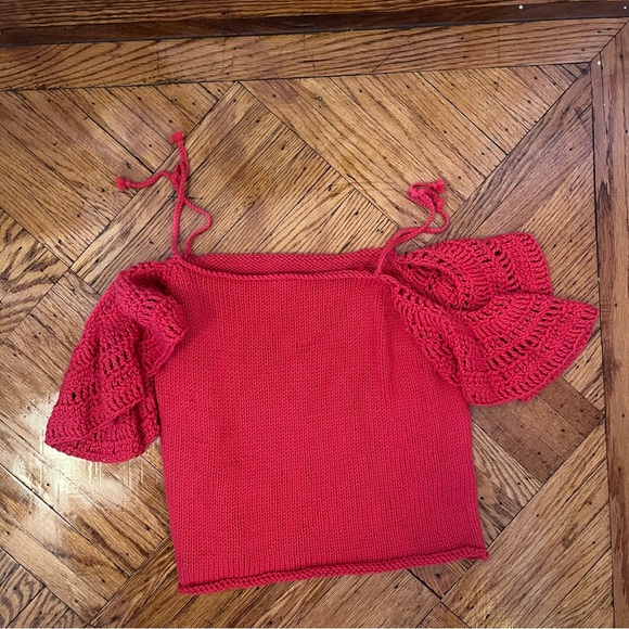 Hand-knit Wool and the Gang off the shoulder tank - Picture 2 of 2